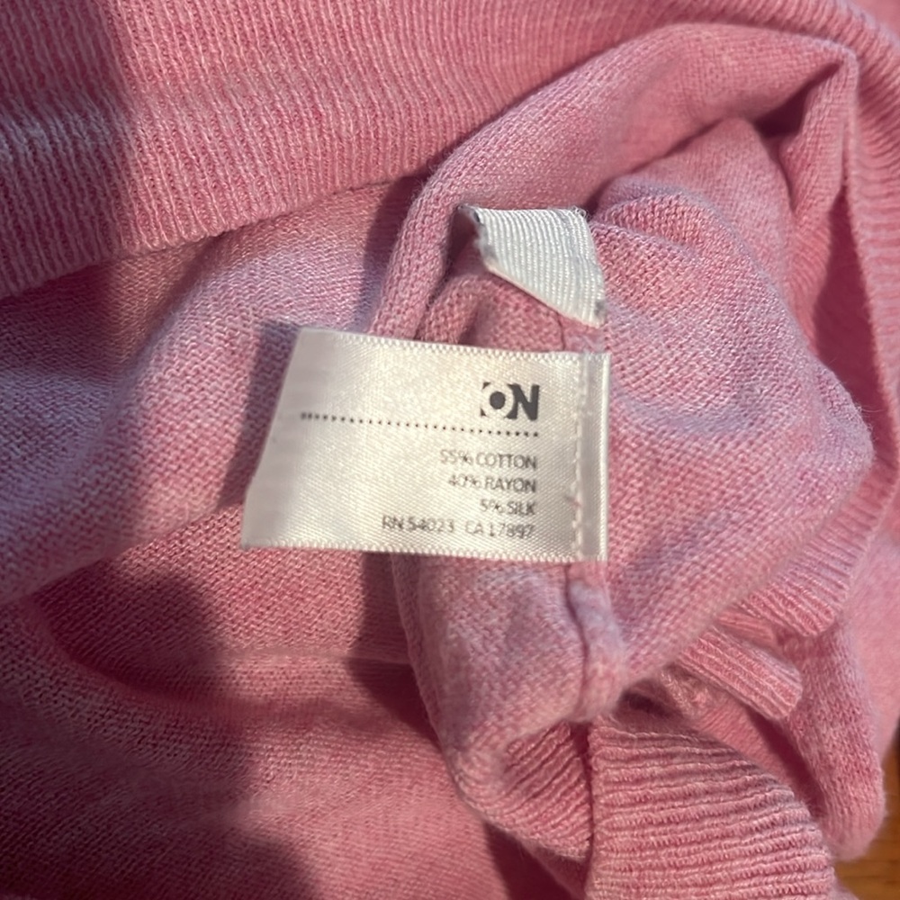 Old Navy Lightweight Bird Graphic Sweater (M) - Picture 7 of 7